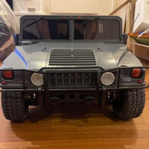 DeAgostini Hummer H1 1:8 Scale Model Comes with original case japan - Picture 1 of 13