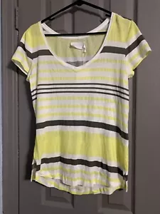 White & Co Women's Top V Neck Tee Size Medium Retail $75.00 New - Picture 1 of 6