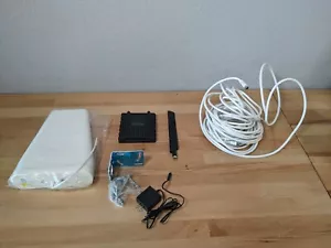 SolidRF Cell Phone Signal Booster for Home or Office AT&T, Verizon, Sprint, T-Mo - Picture 1 of 8