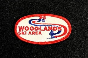 Parche de esquí vintage de WOODLANDS era POWDER PUFF (Área perdida) NUEVO MÉXICO recuerdo - Imagen 1 de 3