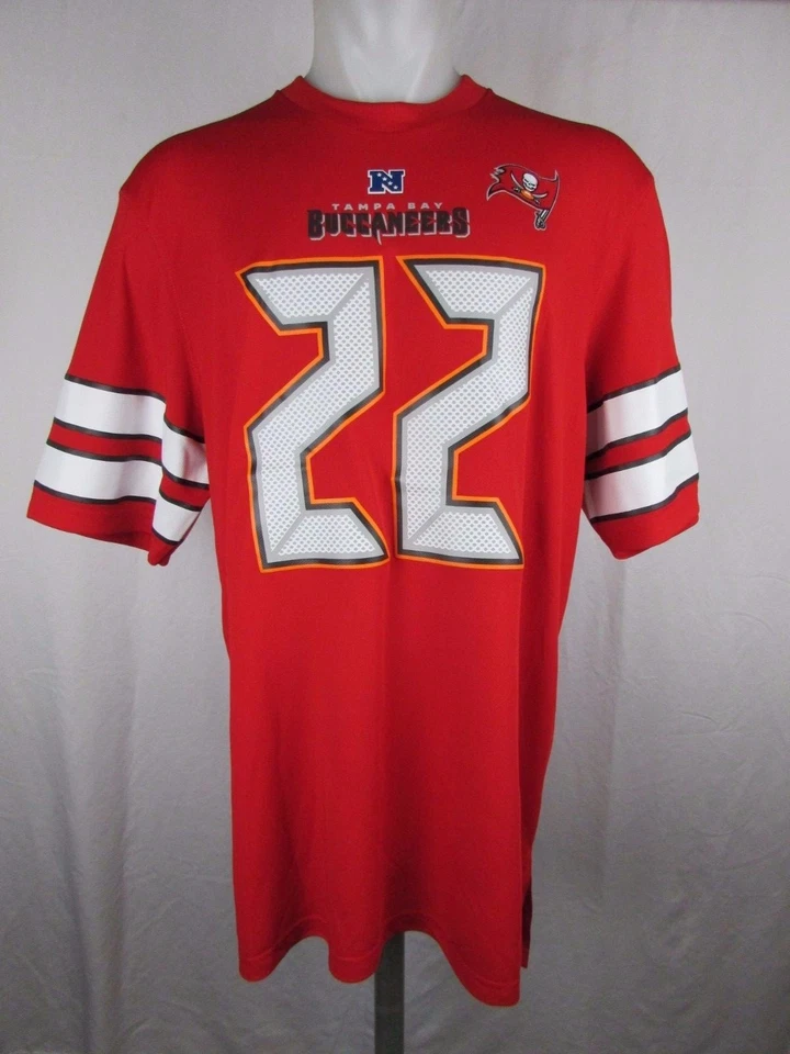 Camiseta deportiva de jugador para hombre Tampa Bay Buccaneers Doug Martin Foto 1 de 4