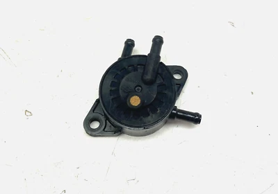 Bomba de combustible John Deere X520 X540 Kawasaki FD731V MIU10913 Foto 1 de 3