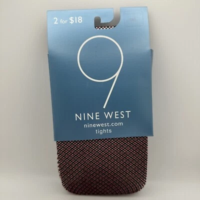 Medias altas para mujer Nine West en patrón negro y rojo Foto 1 de 3