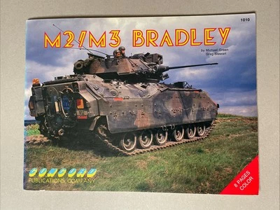 M2/M3 Bradley - Concord Publications Booklet No. 1010,  40 Pages, 1990 - Image 1 of 2