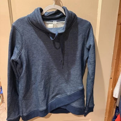 NWT Women’s  Roxy Seasons Change Pullover Small - Image 1 of 4