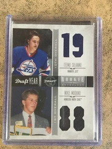 Selanne & Modano 2012-13 Rookie Anthology Hky DRAFT YR 1998 GM getragenes Doppeltrikot - Bild 1 von 2