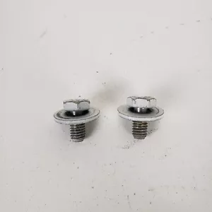 BMW e21 e30 e36 e28 e39 e38 e32 Hex Bolt With Washer x2 M6X12-Z2 07119915060 - Picture 1 of 2