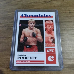 UFC 2023 Paddy Pimblett #54 Panini Cronache Numerate /99 Blu Holo Raro - Foto 1 di 4
