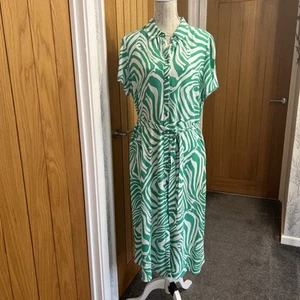 BNWOT F & F GREEN PATTERNED MIDI SHIRT DRESS SIZE 14 - Picture 1 of 13
