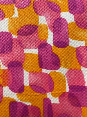 Fabric Lot 4 Yds 27 Ins 41 W Abstract Geometric Fuchsia Gold White Bkgd - Image 1 of 4