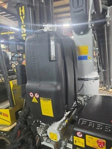 FASSI Crane  Hydraulic Oil Reservoir Tank with Return filter F1670, ball valve - Picture 1 of 6