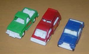 LOTE DE 3 VEHÍCULOS FUNDIDOS A PRESIÓN JEEPSTER DE LOS AÑOS 70 CAMIONETA PERSONALIZADA TOOTSIETOY - Imagen 1 de 5