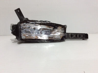 Faro antiniebla derecho para Lexus Nx 300F Sport 2018-2020 81210-78020 Foto 1 de 4