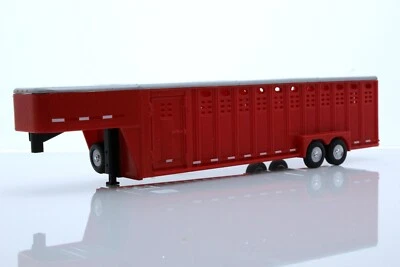 26 Foot Livestock Horse Trailer, 3-Hole, 1:64 Scale Diecast Model, RED - Image 1 of 4