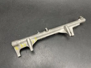Fuel Injection Rail 2018 BMW X1 13537639979 2016 2017 2019 - Picture 1 of 13