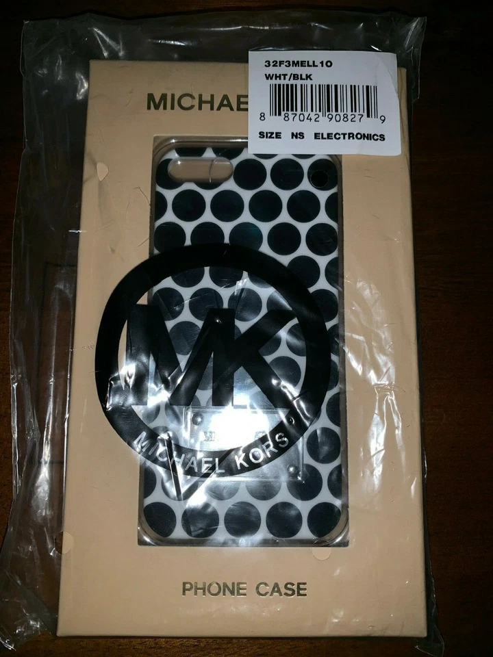 Funda rígida MICHAEL KORS NUEVA EN CAJA iPhone 5 - puntos blancos y negros, etiqueta plateada Foto 1 de 1