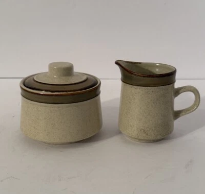 Azúcar de Colección con Tapa y Crema, Pintado a Mano-Japón-Congelador para Horno Gres Foto 1 de 4