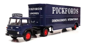 Corgi 1/50 Scale CC11401 - Bedford TK Box Trailer Pickfords - Blue/White - Picture 1 of 5