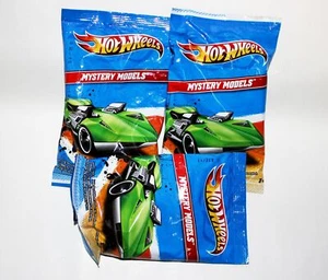 2011 Hot Wheels Toy Car Mystery Models Paquete Unopend Totalmente Nuevo Lote de 3 B-6 - Imagen 1 de 2