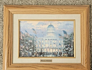 Thomas Kinkade Druck Flaggen über dem Kapitol hell Holz gerahmter Druck 16 x 14 Zoll - Bild 1 von 3
