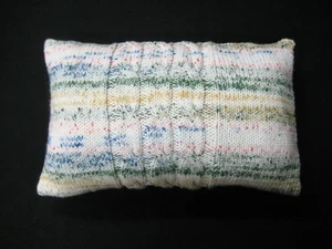 Handgestrickt 12" x 18" Zopfmuster Kissen mit Einsatz enthalten von Donna B. - Bild 1 von 5