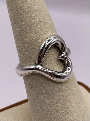 Anillo Corazón Abundante Retirado James Avery Talla 7 Plata de Ley ENVÍO RÁPIDO Foto 1 de 4
