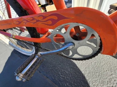 Diamond Back beach cruiser bicycle - Image 1 of 4