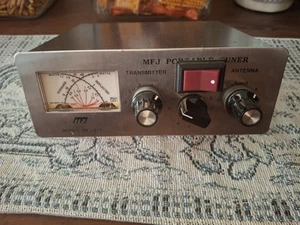 MFJ-971 PORTABLE TUNER 6 / 3OO WATT RANGE GOOD FOR QRP OR FULL OUTPUT RIG - Zdjęcie 1 z 9