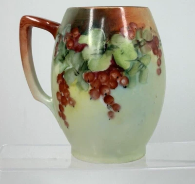 Taza jarra de porcelana antigua RoyalBavaria, grosellas pintadas a mano, firmada Foto 1 de 4