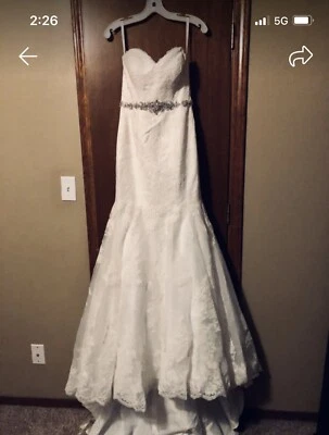 David’s Bridal V3680 nuevo con etiquetas Foto 1 de 4
