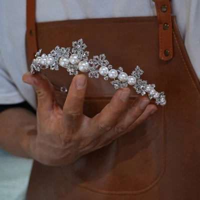 New Pearls&Zircon  Bridal Hair Accessory Wedding Tiaras Crowns Party Headbands - Image 1 of 4