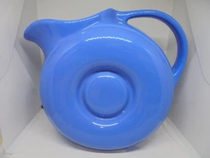 Brocca ciambella ceramica blu Hall - Foto 1 di 6