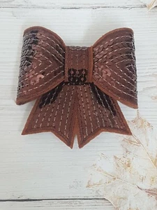 kaffeebraun 3D Pailletten Schleife Hotfix Bügelbild Motiv Patch Spitze Weihnachten Kostüm Applikation - Bild 1 von 1