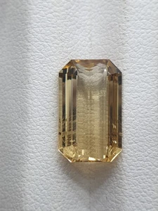 Natrual Katlang Topaz 7.00 Ct - Picture 1 of 5