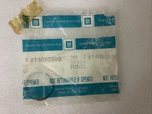 NOS Genuine GM Front Axle Lock Drag Sleeve Retaining Ring (1985 - 1991) - Bild 1 von 2