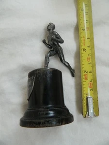 Vintage WMF SPORT / Laufen / Leichtathletik Trophäe. Datiert 1930. Silberplatte. 4" hoch. - Bild 1 von 9