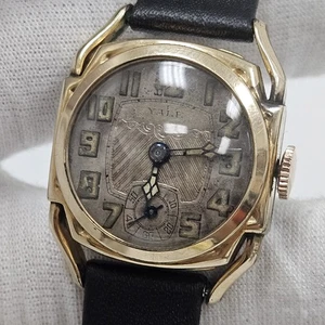 Vintage YALE Sub-Second Men's Wrist Watch - Swiss Fancy Case Rare 15J Mechanical - Picture 1 of 12