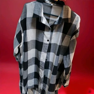Shein Curve extralanges (40") kariertes geknöpftes Hemd Damengröße 5XL neu ohne Etikett - Bild 1 von 7