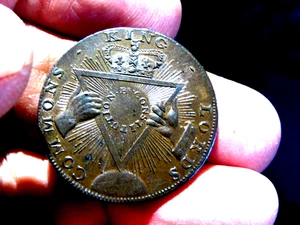 Ficha de Cóndor K1 Sise Lane Halfpenny fecha recortada roja como nueva/sin circular - Imagen 1 de 2