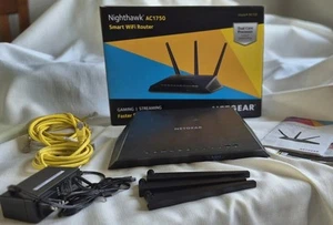 Netgear R6700 Nighthawk AC1750 Dual Band Smart WLAN Router Extreme Geschwindigkeit & Reichweite - Bild 1 von 4