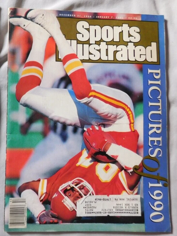 Stephone Paige December 31 1990 Sports Illustrated Pictures of 1990 VG - Image 1 of 1