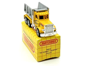 Matchbox MB30 Lesney Superfast Peterbilt Dirty Dumper Mint in Collectors Box - Picture 1 of 6