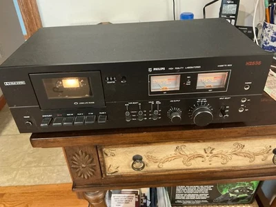 Philips Cassette Deck Modelo N2535 No Funciona (¿Cinturón?) Para piezas o reparación Foto 1 de 3