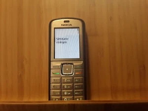 Nokia 6070 grau (ohne Simlock) Handy - Bild 1 von 5