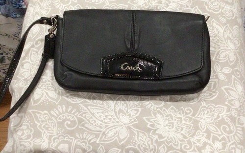 Coach Ashley Borsa a tracolla grande in pelle nera