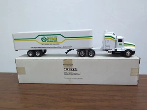 1/64 Ertl STINE SOYBEAN SEEDS Kenworth T 600 Tractor Trailer - Picture 1 of 3