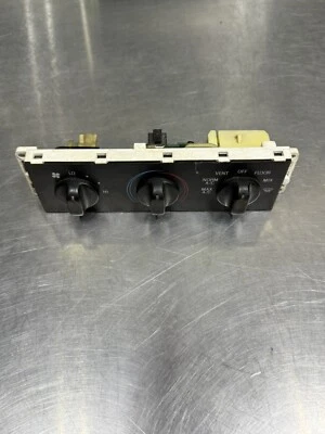 Ford Crown Victoria 98-11 Temperatura Climatizador Calor A/C Tablero AC Calentador Foto 1 de 4