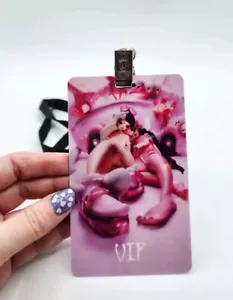Melanie Martinez Trilogy Tour 2024 VIP Lanyard Pass Doble Cara - Imagen 1 de 3