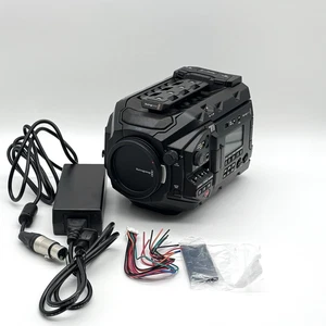 Blackmagic URSA Mini Pro 4.6K G1 fotocamera digitale cinema con alimentatore | attacco EF - Foto 1 di 12