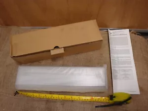Jsb ZE83ICEL Zeta II Luminaire NEW BOXED - Picture 1 of 8